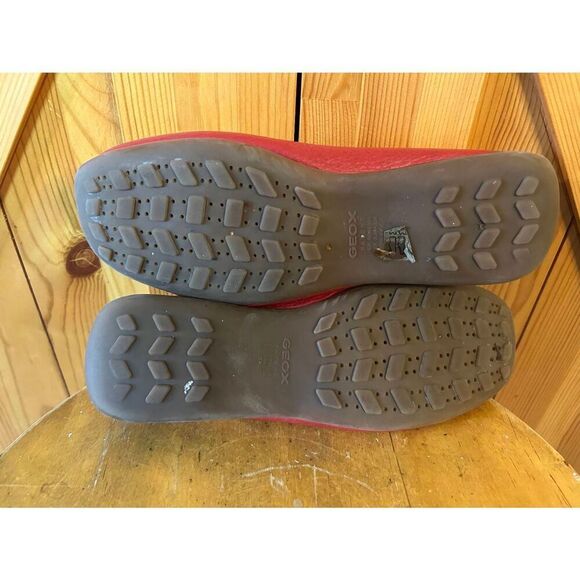 GEOX RESPIRA Red Leather Loafer US Size 8.5-9 EU 39 - Picture 7 of 9